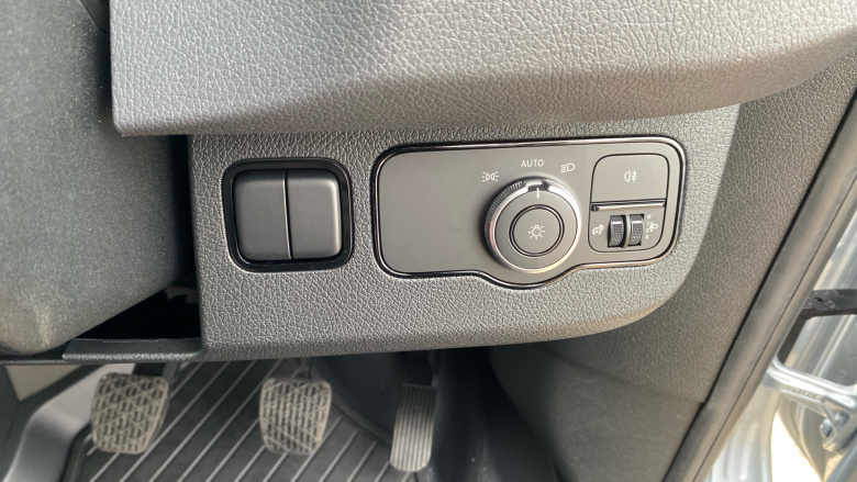 Mercedes-Benz Sprinter 315Cdi L2 Diesel Rwd 3.5t H2 Pro Van